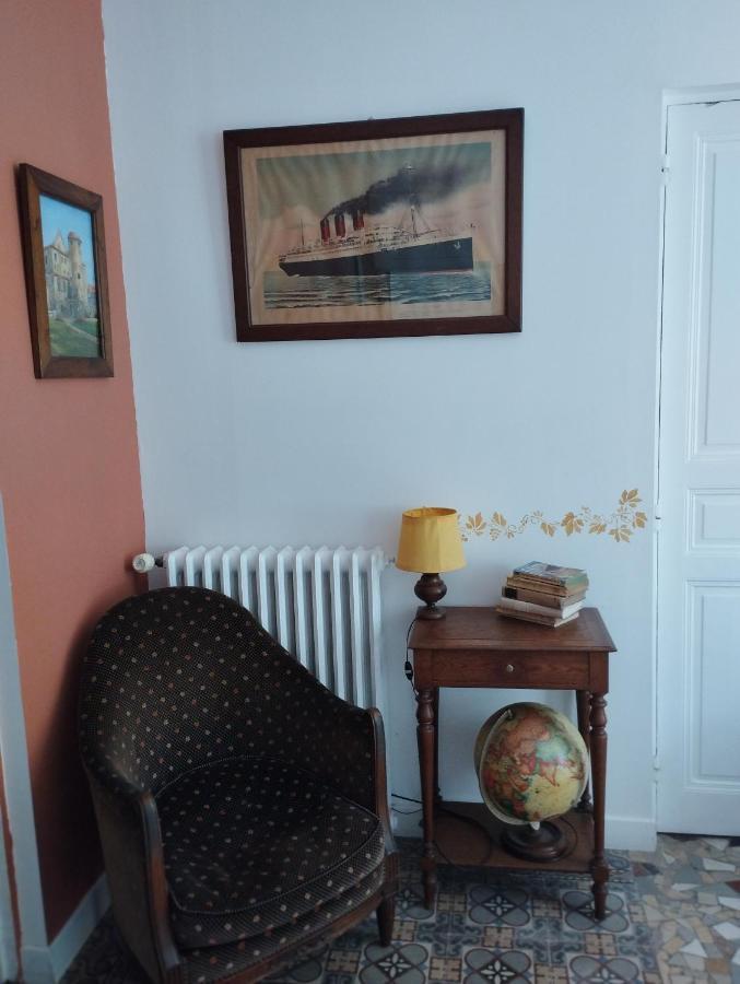 Le Voltaire Apartment